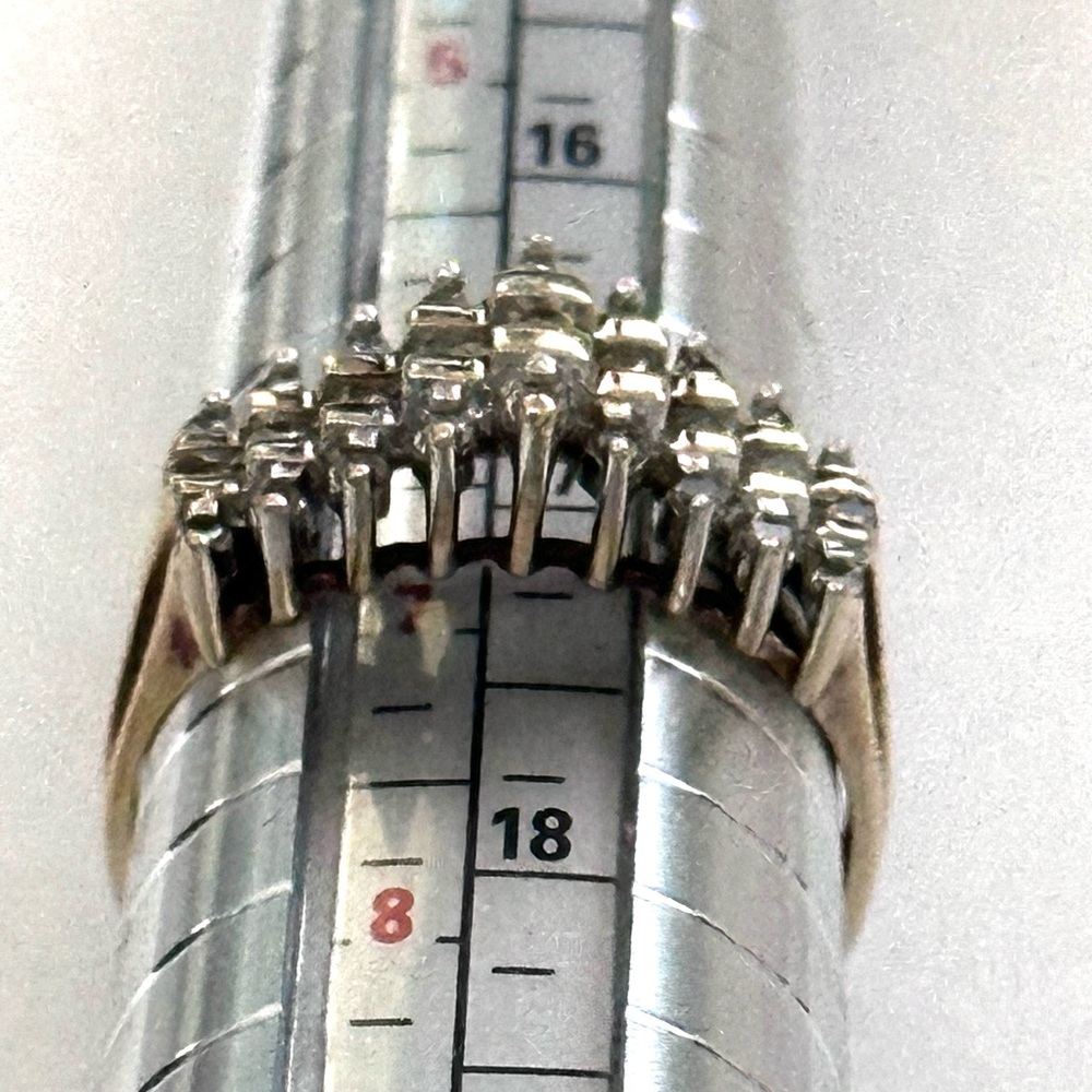Womens Size 7 10k Yellow Gold 1/4 Carat TW Diamond Ring - Picture 9 of 12